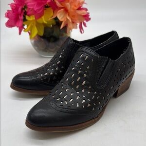 Dolce Vita Black Perforated Leather Loafers BLO8782G